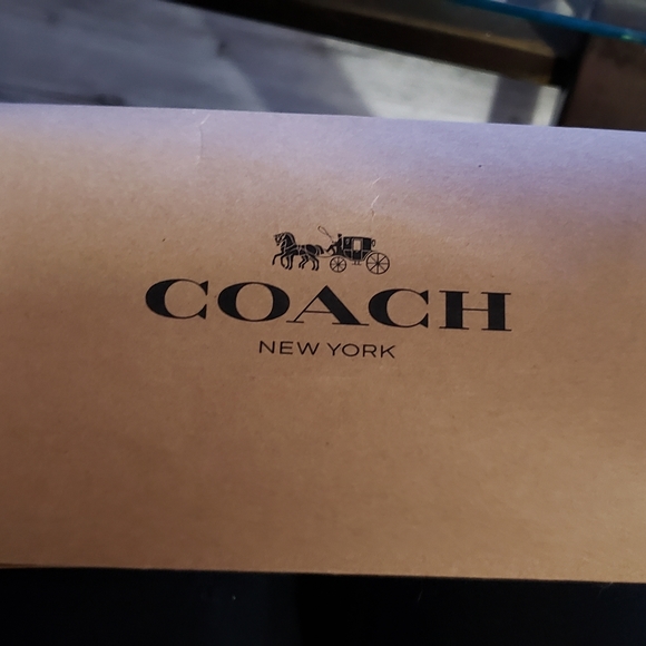 Coach photo keychain - Picture 1 of 4
